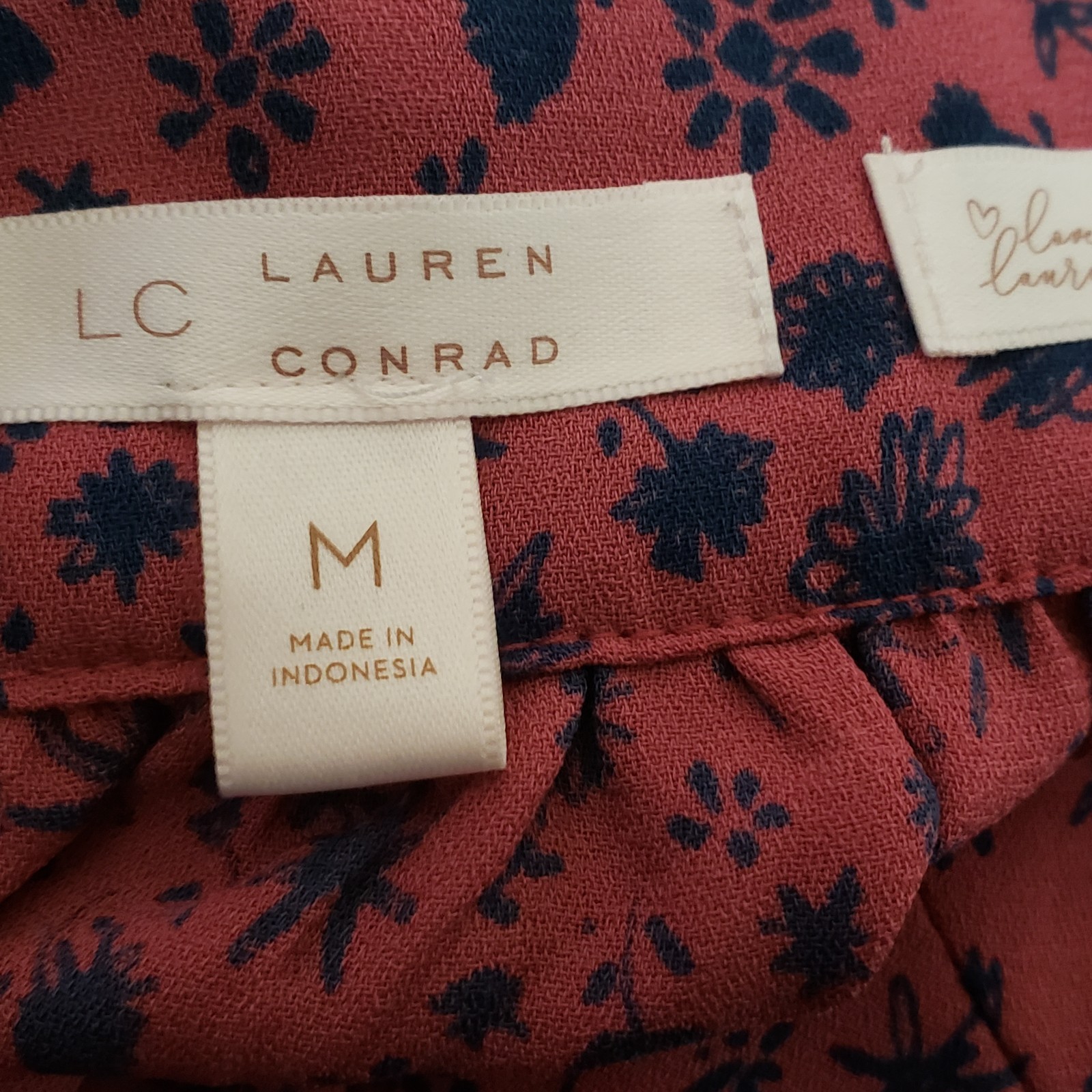 LC Lauren Conrad Boho Top M Pink Floral LS Square Neck Pintuck Cottage Romantic
