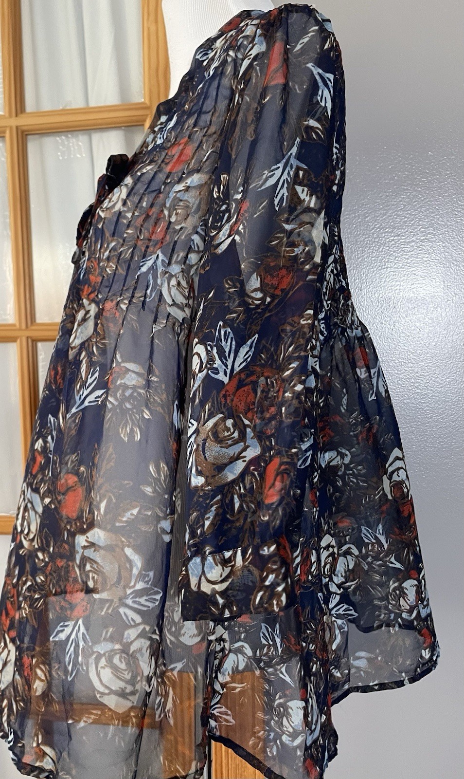 Falls Creek Pleated Floral Blouse Sz L Beige Red Sheer Front Tie 3/4 Sleeve Boho