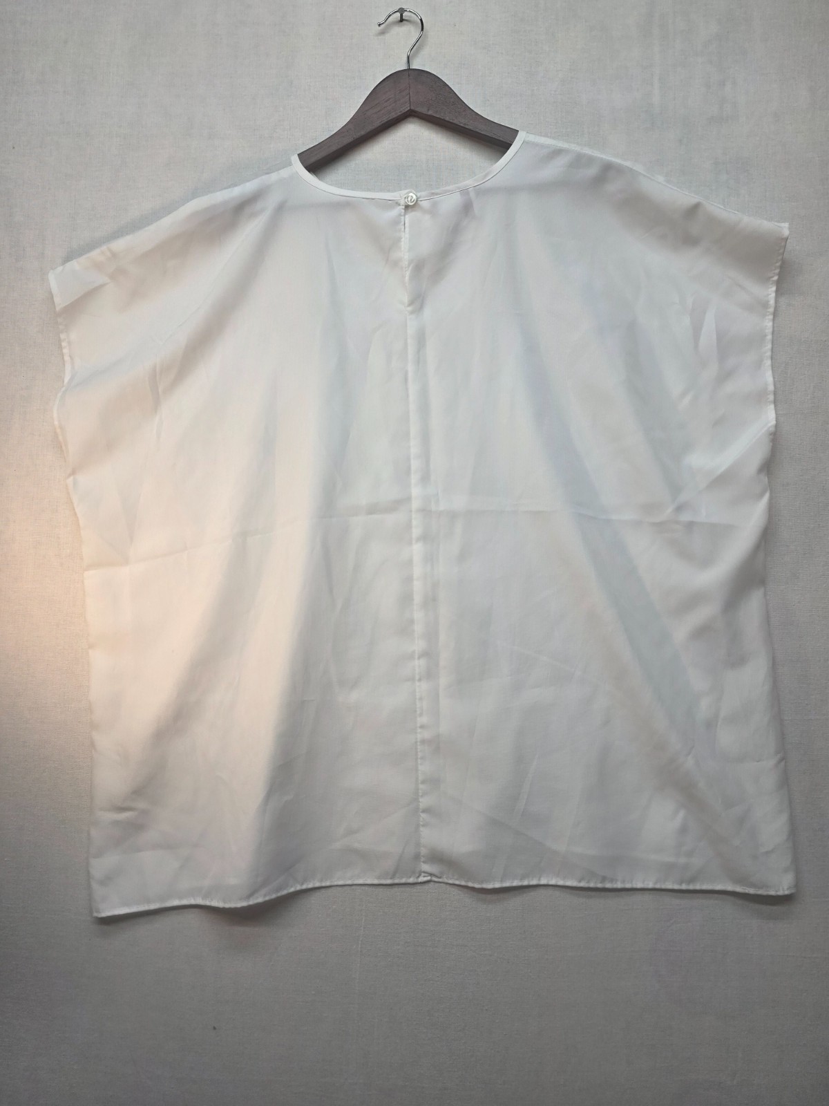 Joanna Plus Vintage Delicate Minimalist Ivory Chiffon Cap Sleeve blouse size 24W