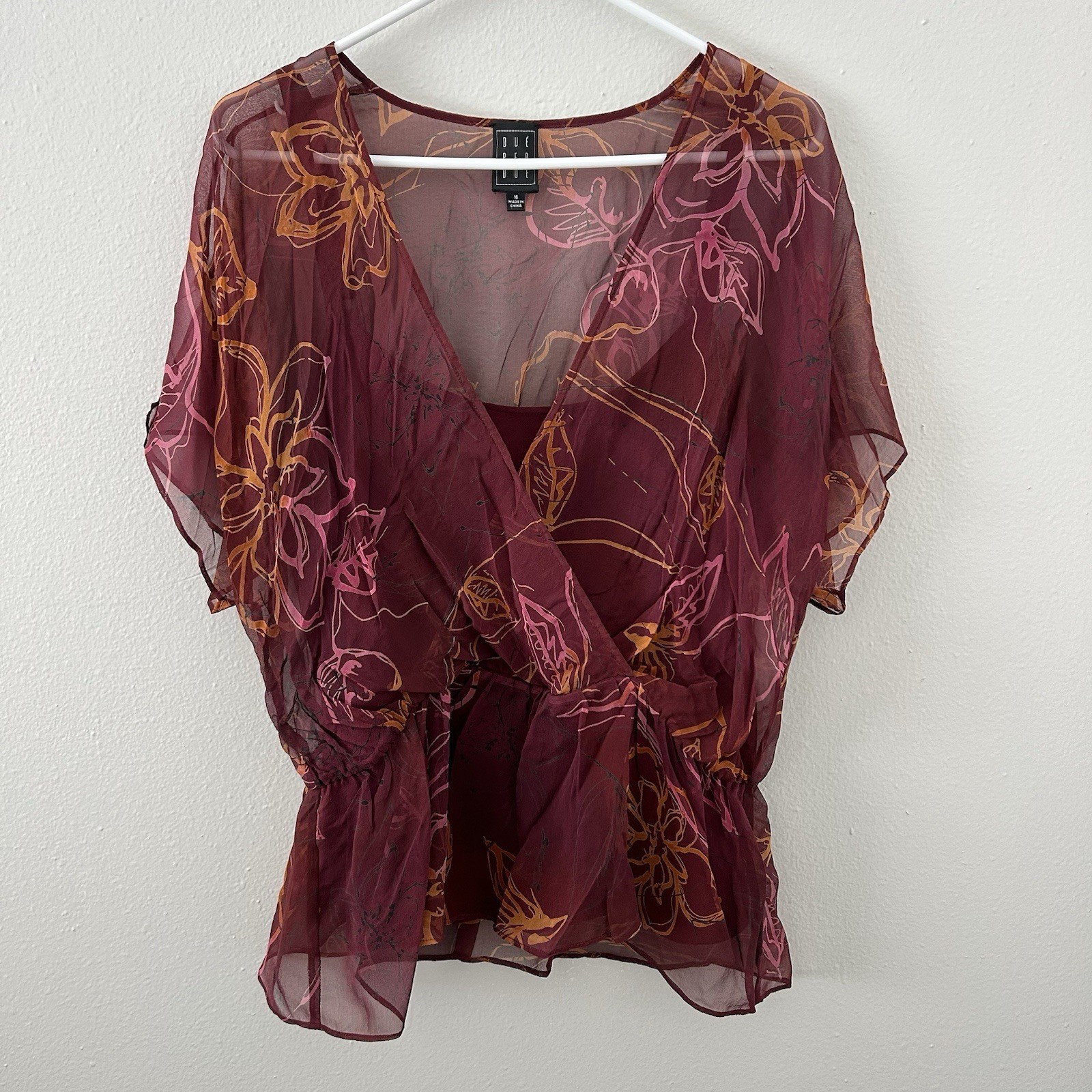 Due Per Due 100% Silk Chiffon Faux Wrap Blouse Top Women’s 16 Red Floral Layered