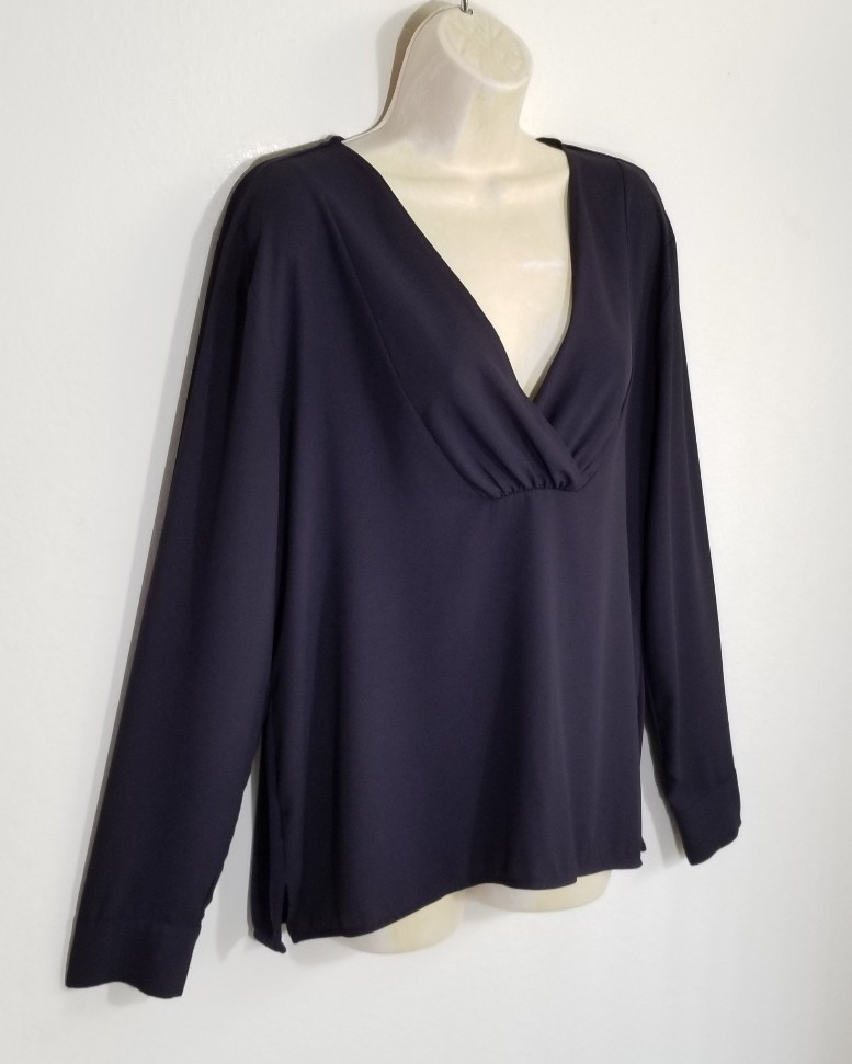Ann Taylor Women L Dark Blue Top Blouse Long Sleeve Surplice V-neck Knit Woven