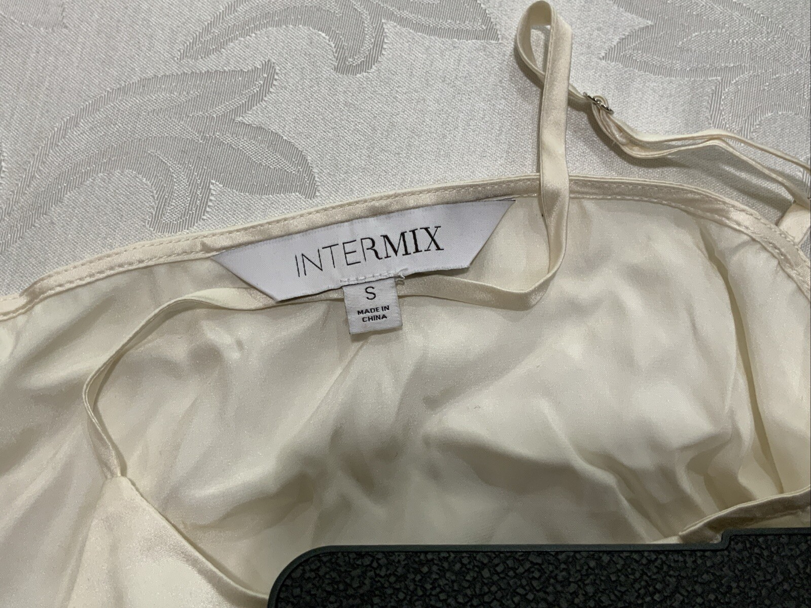 Intermix Women’s Ivory Colored Camisole Size S