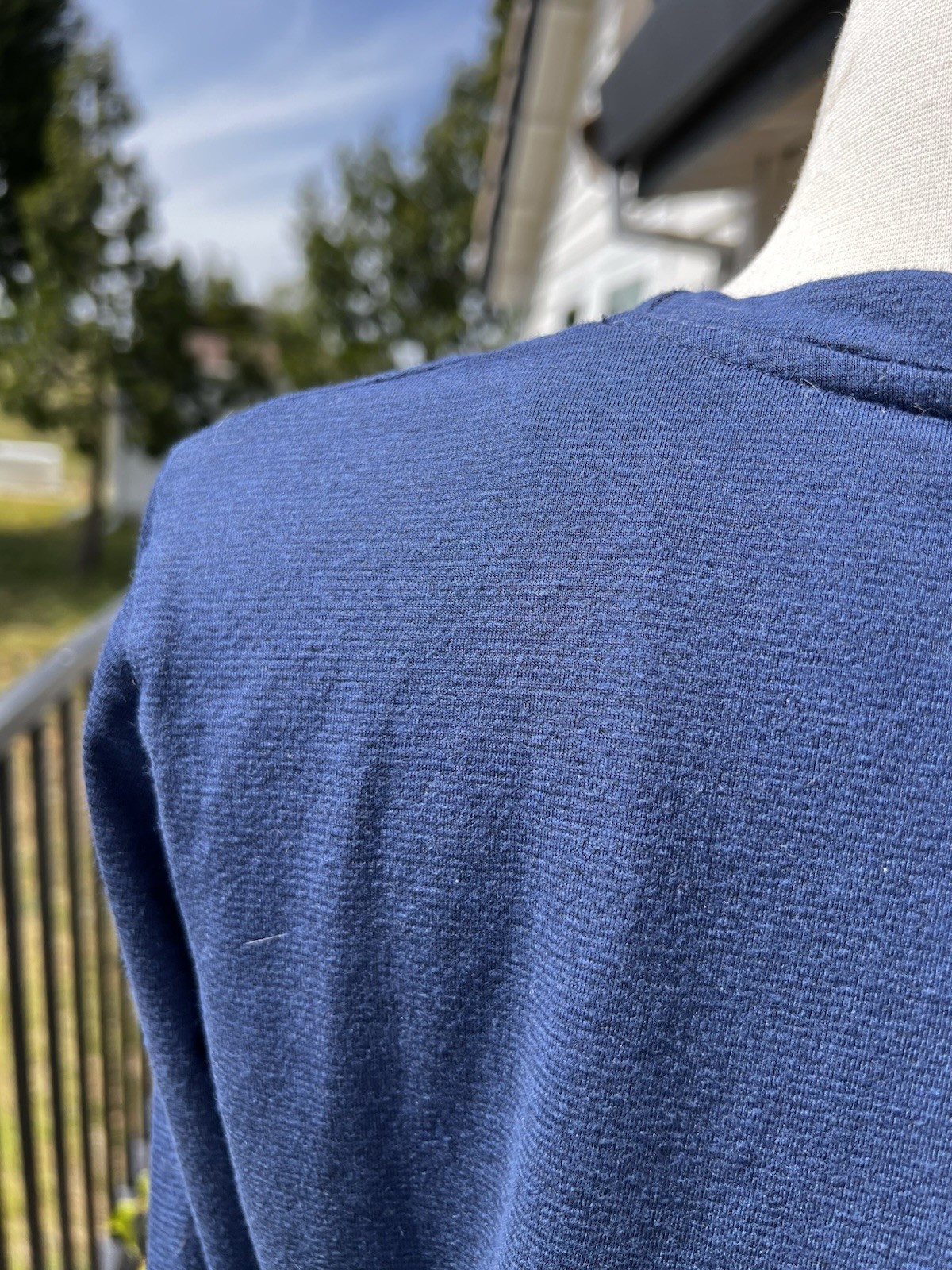 Marine Layer Micro Modal Jersey Size Small Split Back Long Sleeve Top Navy Blue