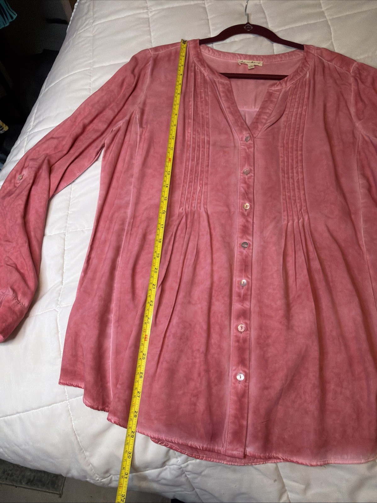 Jane + Delancey Button Shirt Women’s Large Light Wash Dark Pink Roll tab Sleeves