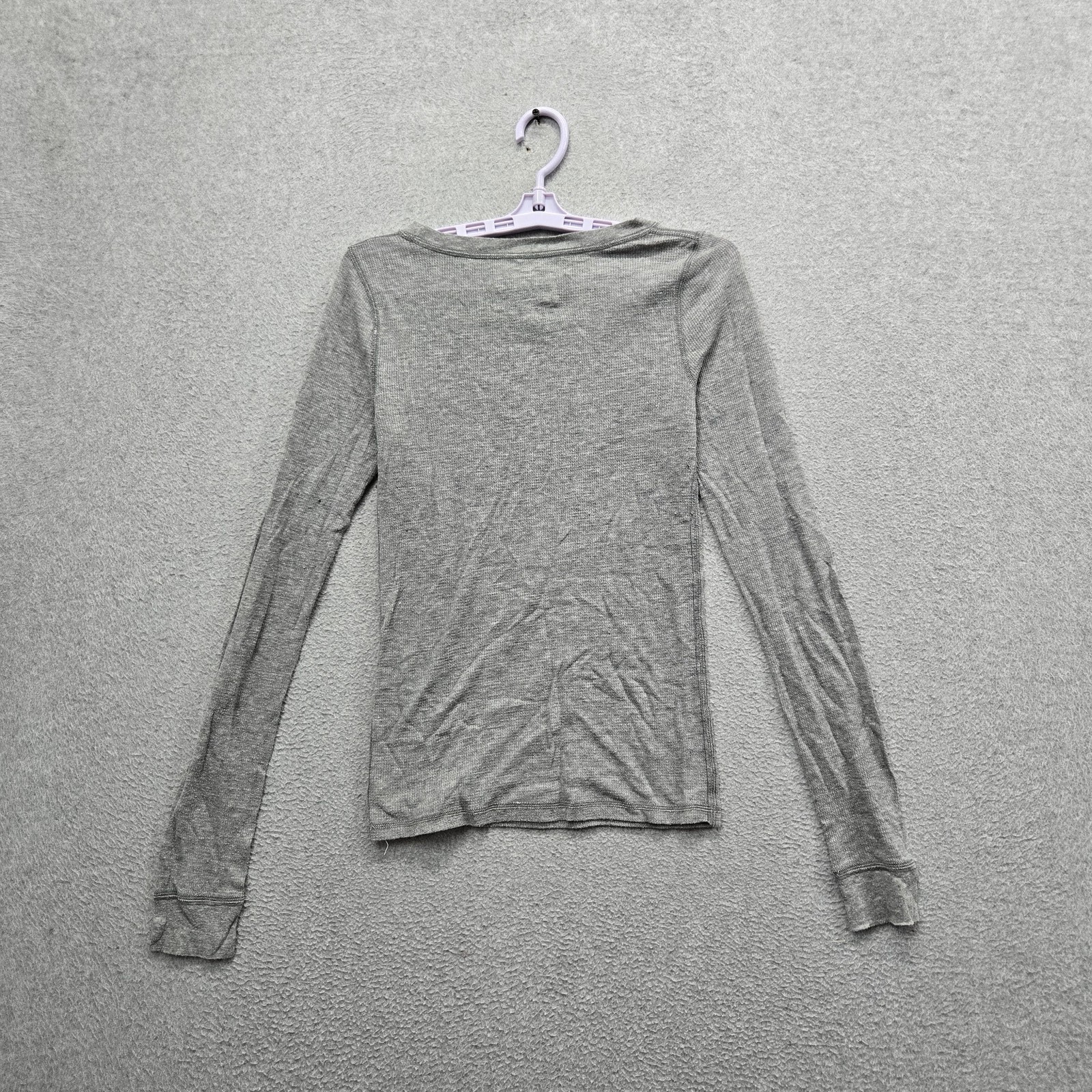 Abercrombie & Fitch Women Shirt M Gray Graphic Y2K Thermal Baby Bella Twilight