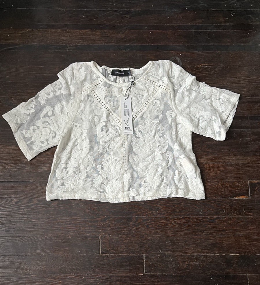 Minkpink Women’s Crime Of Passion White Lace Crop Top Boho Festive Casual M NWT