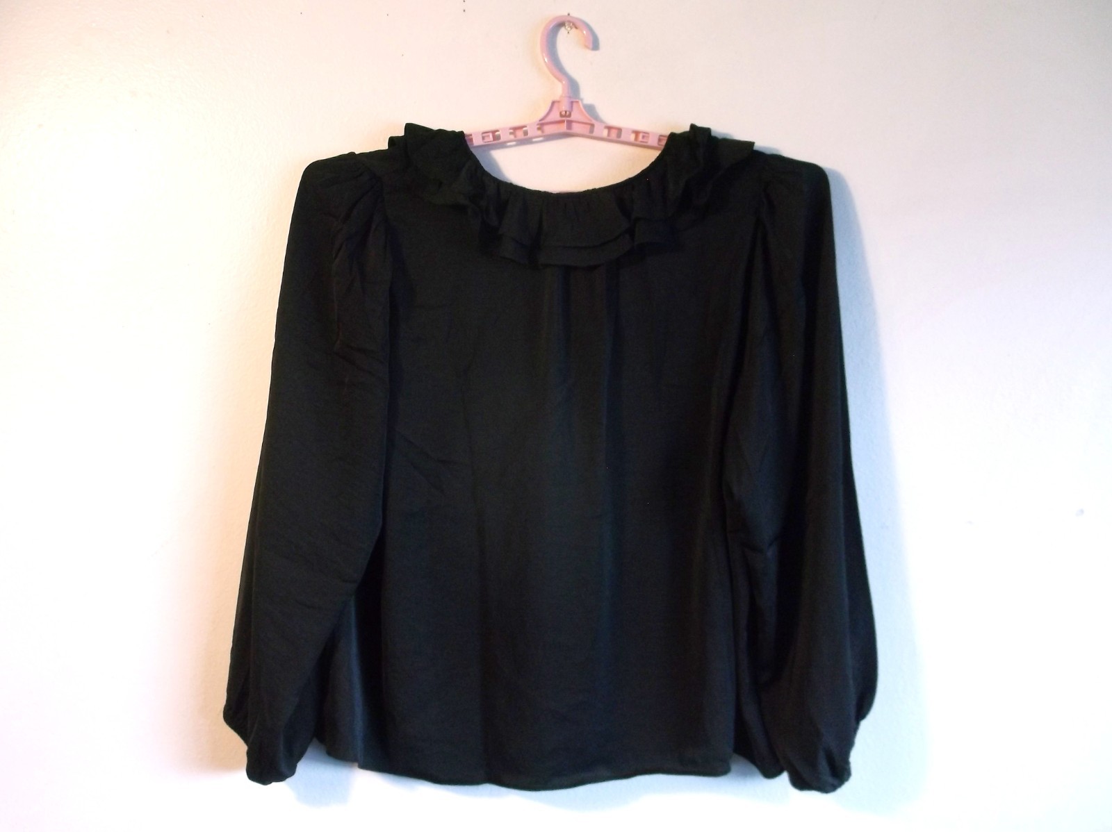 Sofia Vergara Ruffle Neck Blouse Women Sz 3X (24W-26W) NWT Long Sleeves Black