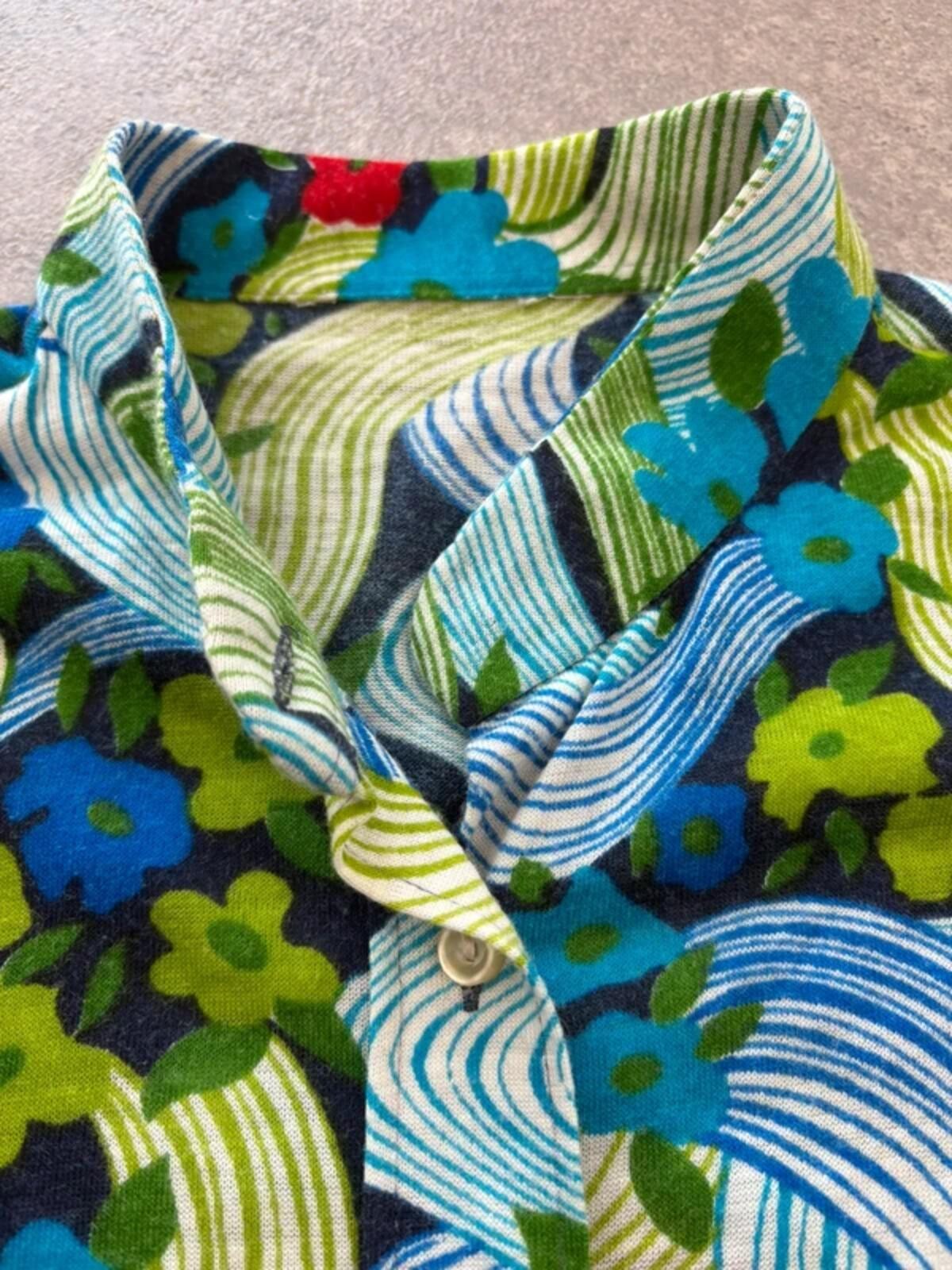 Vintage 1970s Blouse Womens Medium Floral Psychedelic Long Sleeve Retro Mod