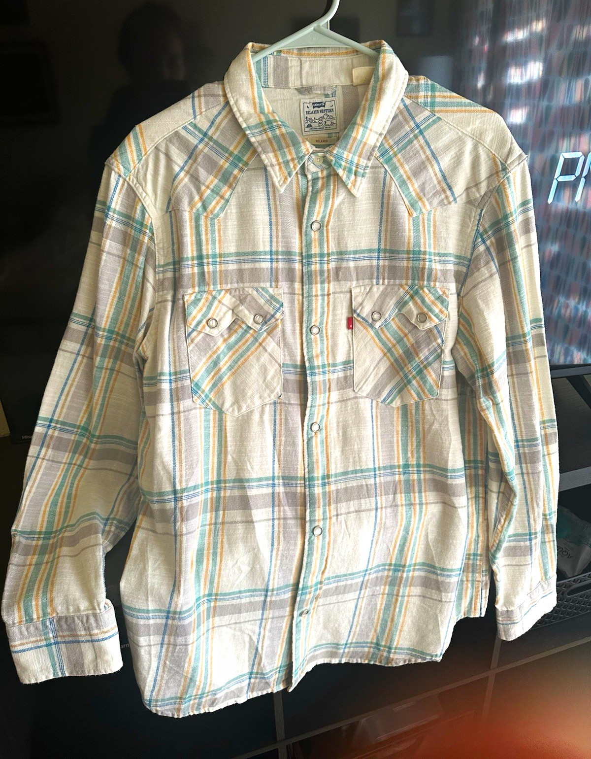 Levi’s Relaxed Western Plaid Long Sleeve Button-Up Shirt w/ Pockets Size M