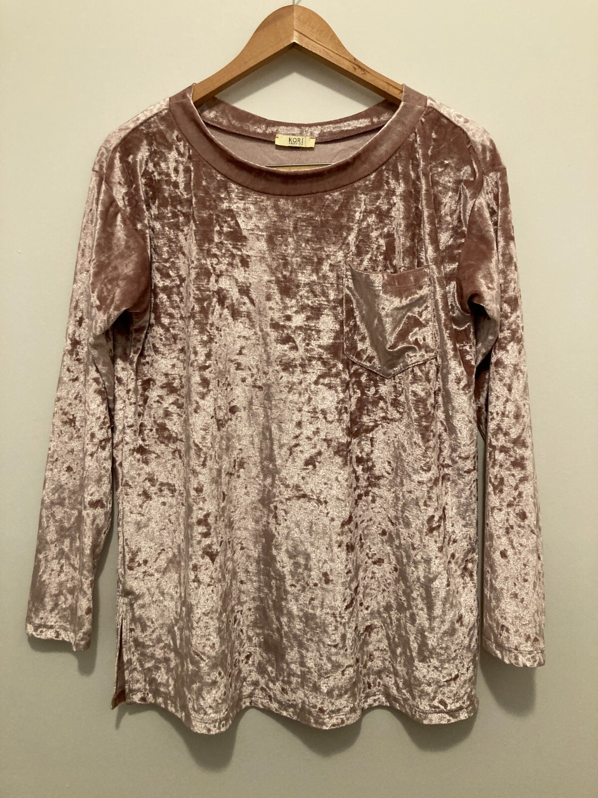 KORI America Top Womens Small Pink Crushed Velvet Long Sleeve Stretch Pocket