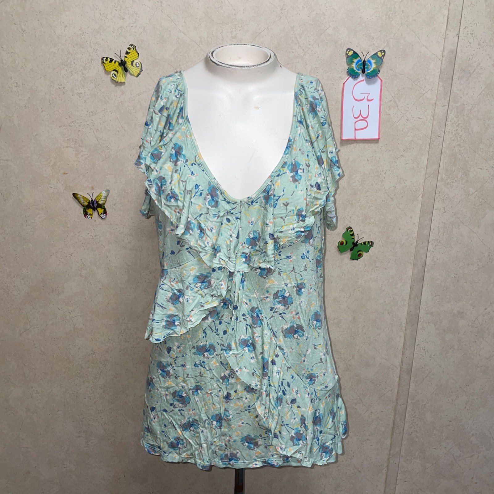 Lauren Conrad Light Green Floral Short Sleeve V-Neck Top Blouse Size M