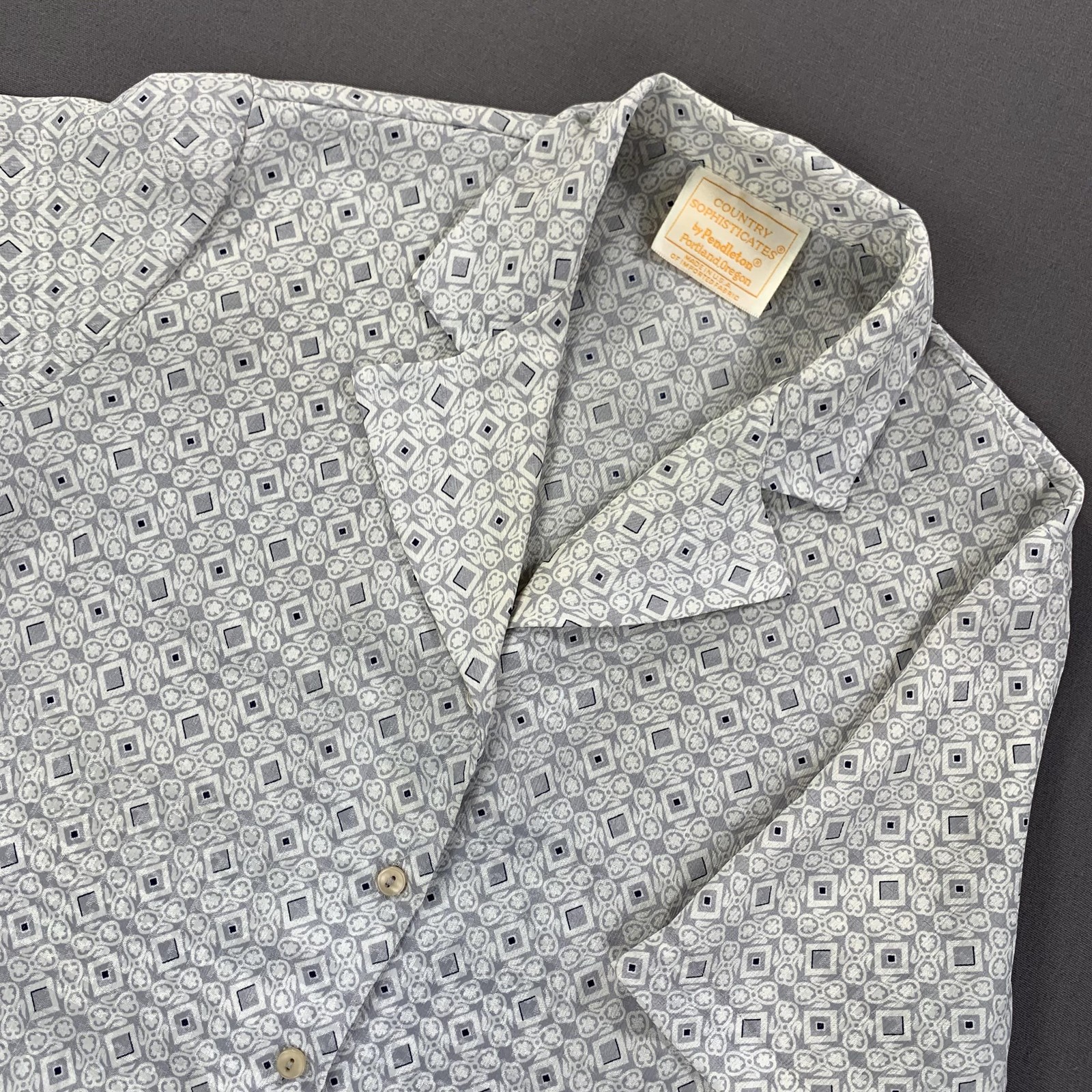 Vintage Pendleton Shirt Womens Large Gray Blue Geometric Print Button Front 90s