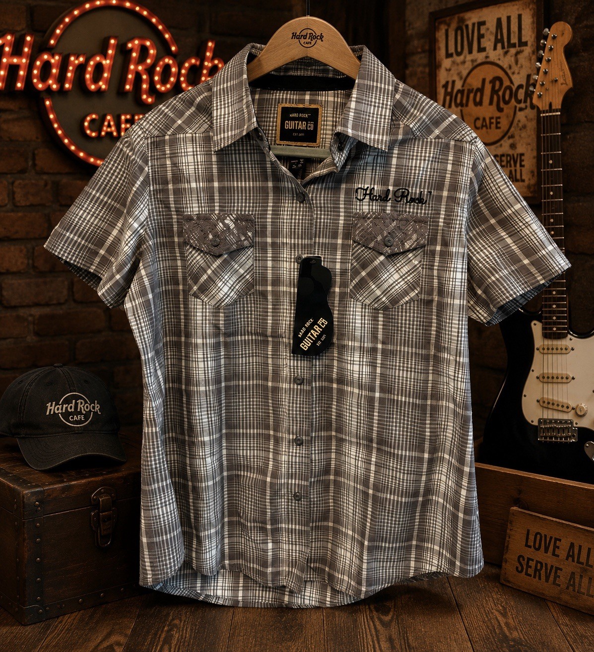 Hard Rock Guitar Co Women’s Large Plaid Western Shirt Skull Rose Embroidered NWT