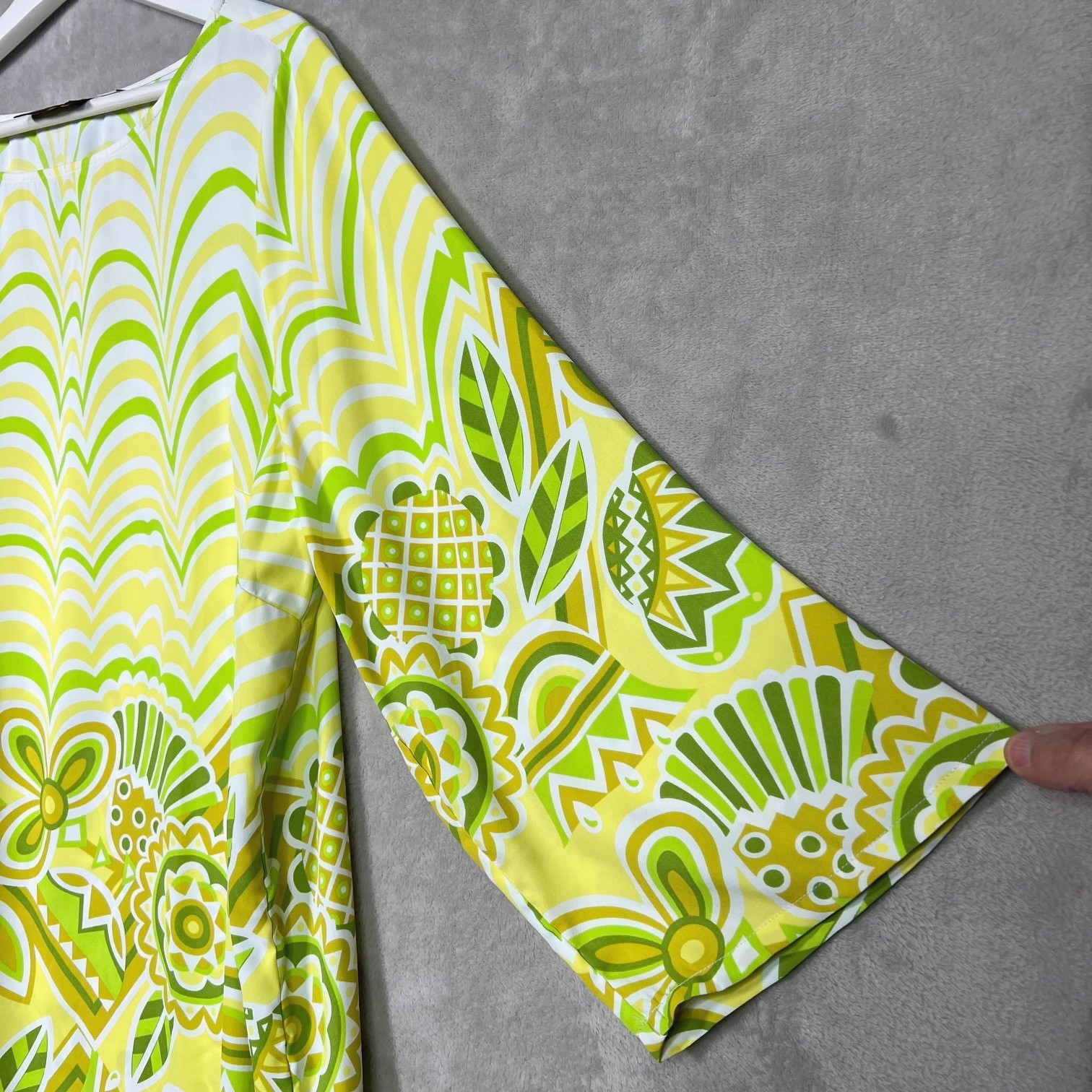 Bob Mackie Wearable Art 1X Mod Floral Artsy Tunic Top Retro 60s 70s Boho Print