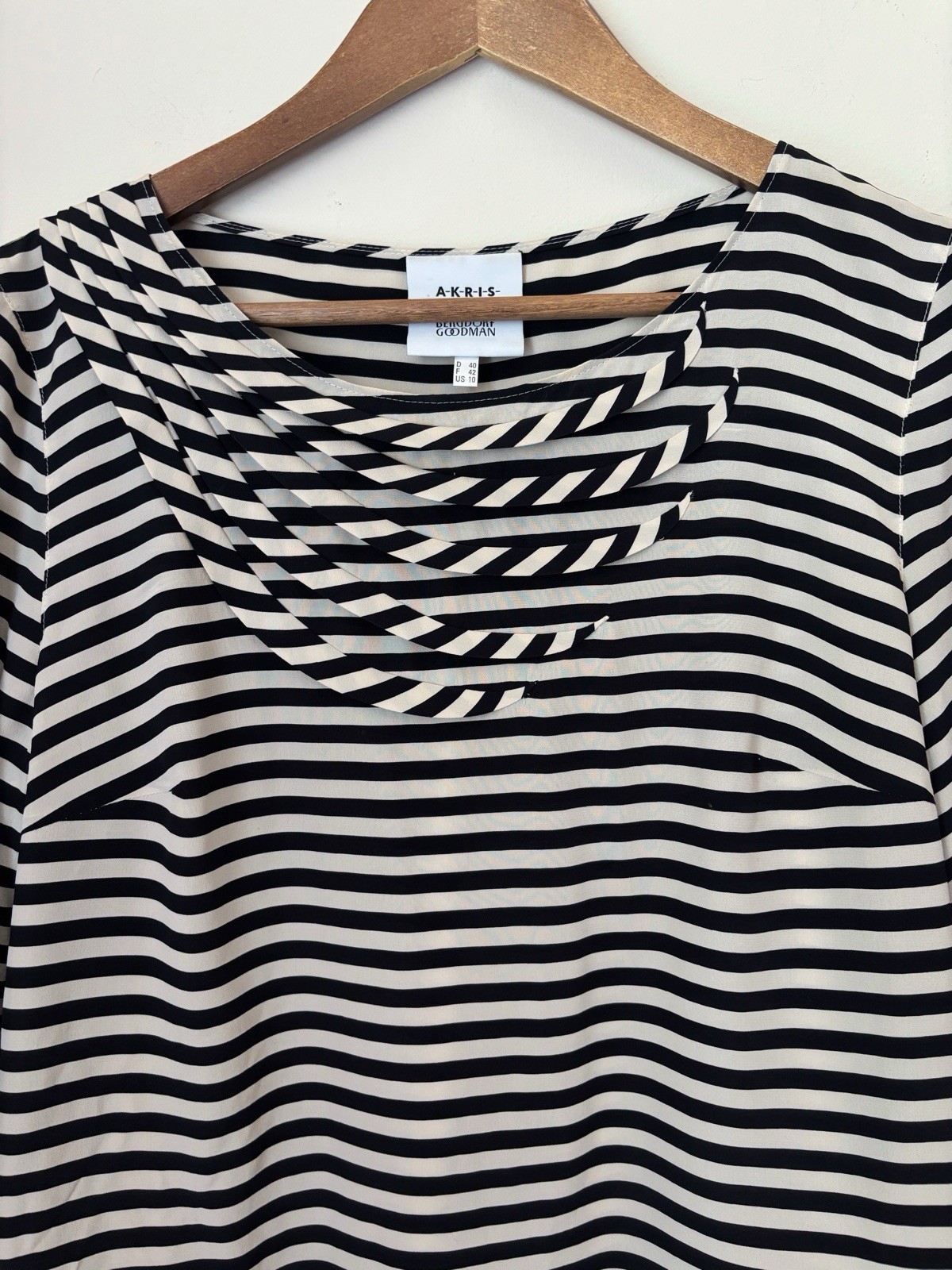 Akris Punto Striped Mulberry Silk Blouse Sz 10 Quiet Luxury