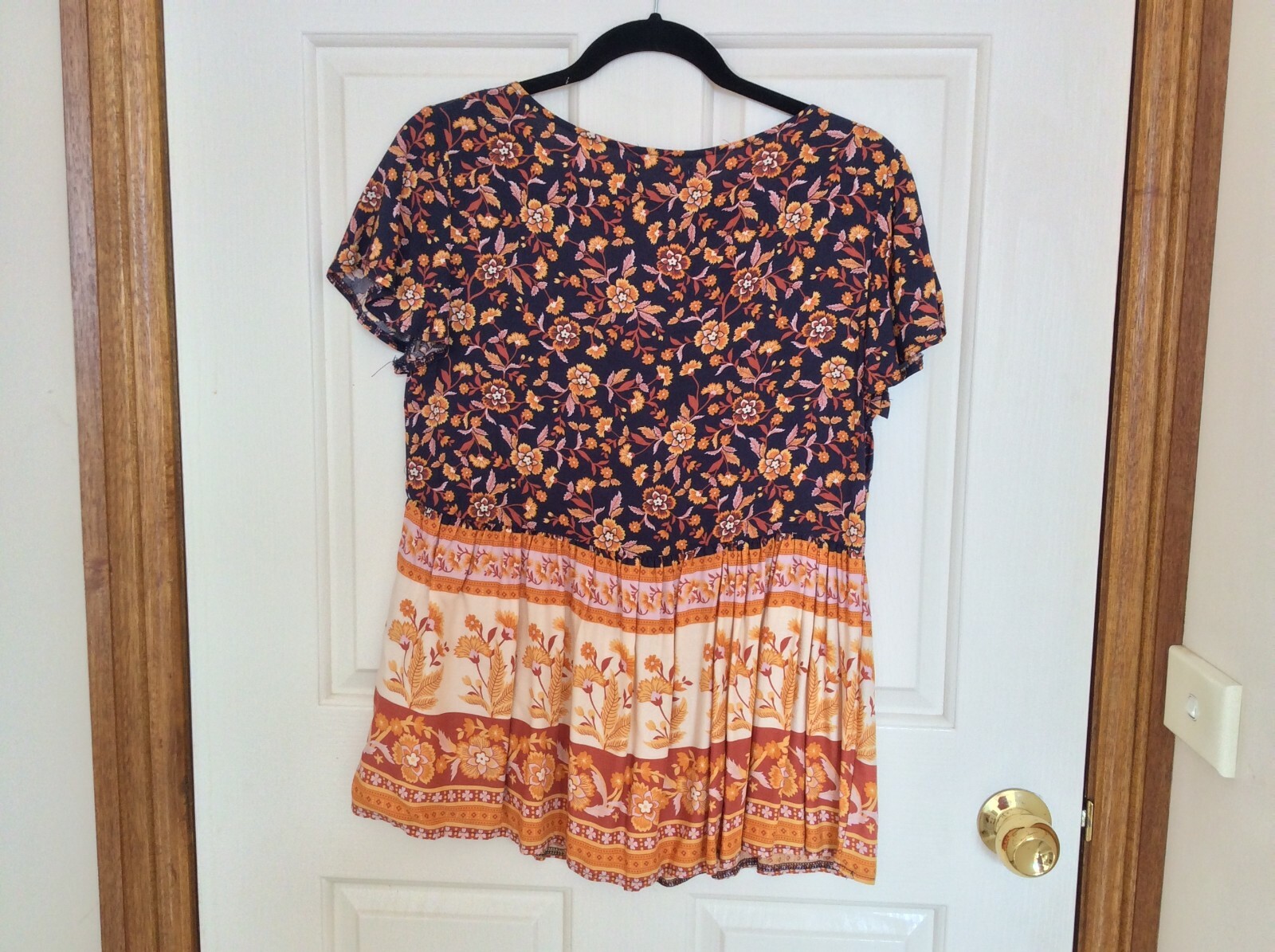 GRACE & CO BEAUTIFUL TOP SIZE 8