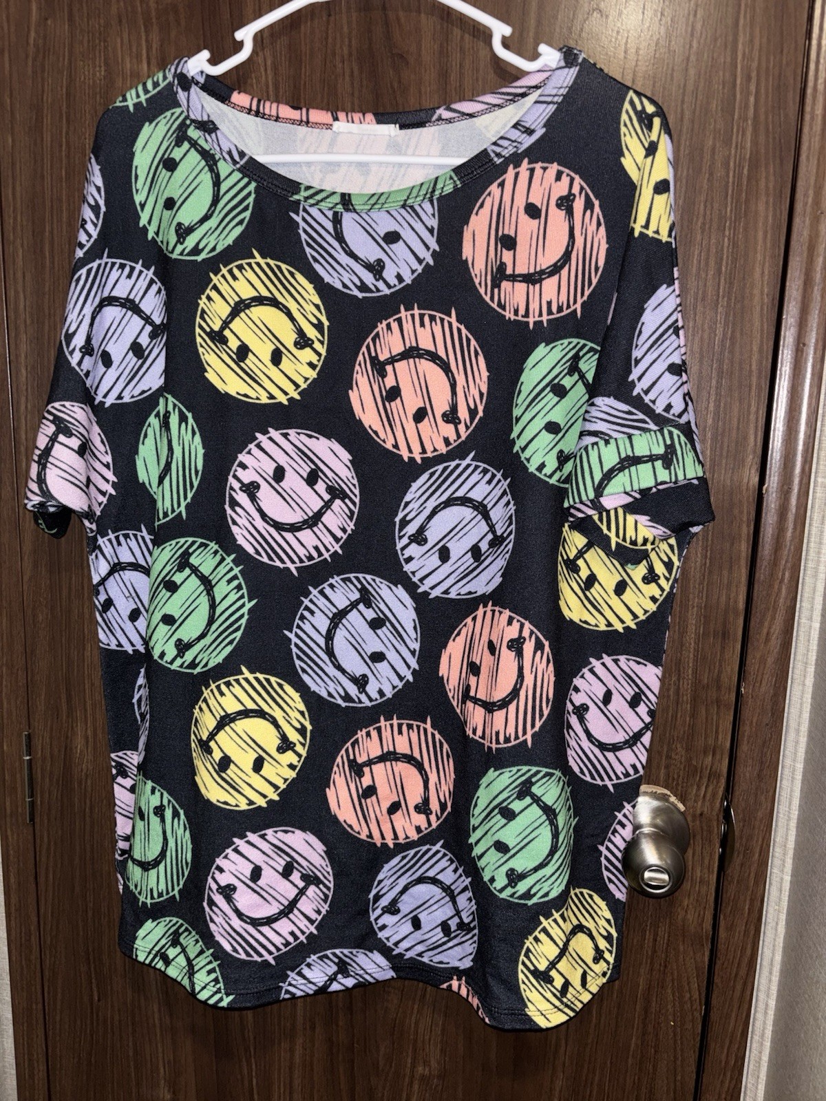 BOMBOM Round Neck Smiley Face Short Sleeve Women’s T-Shirt Size XL