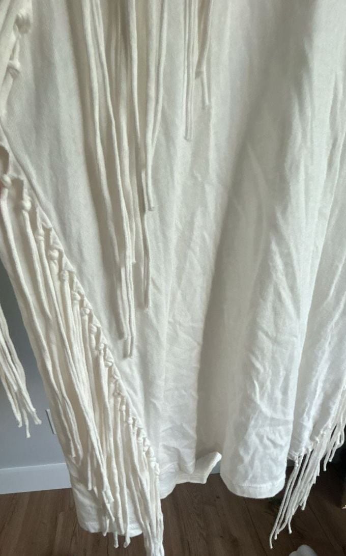 a.n.a A New Approach Women’s White Fringe Detail Short Sleeve T-Shirt