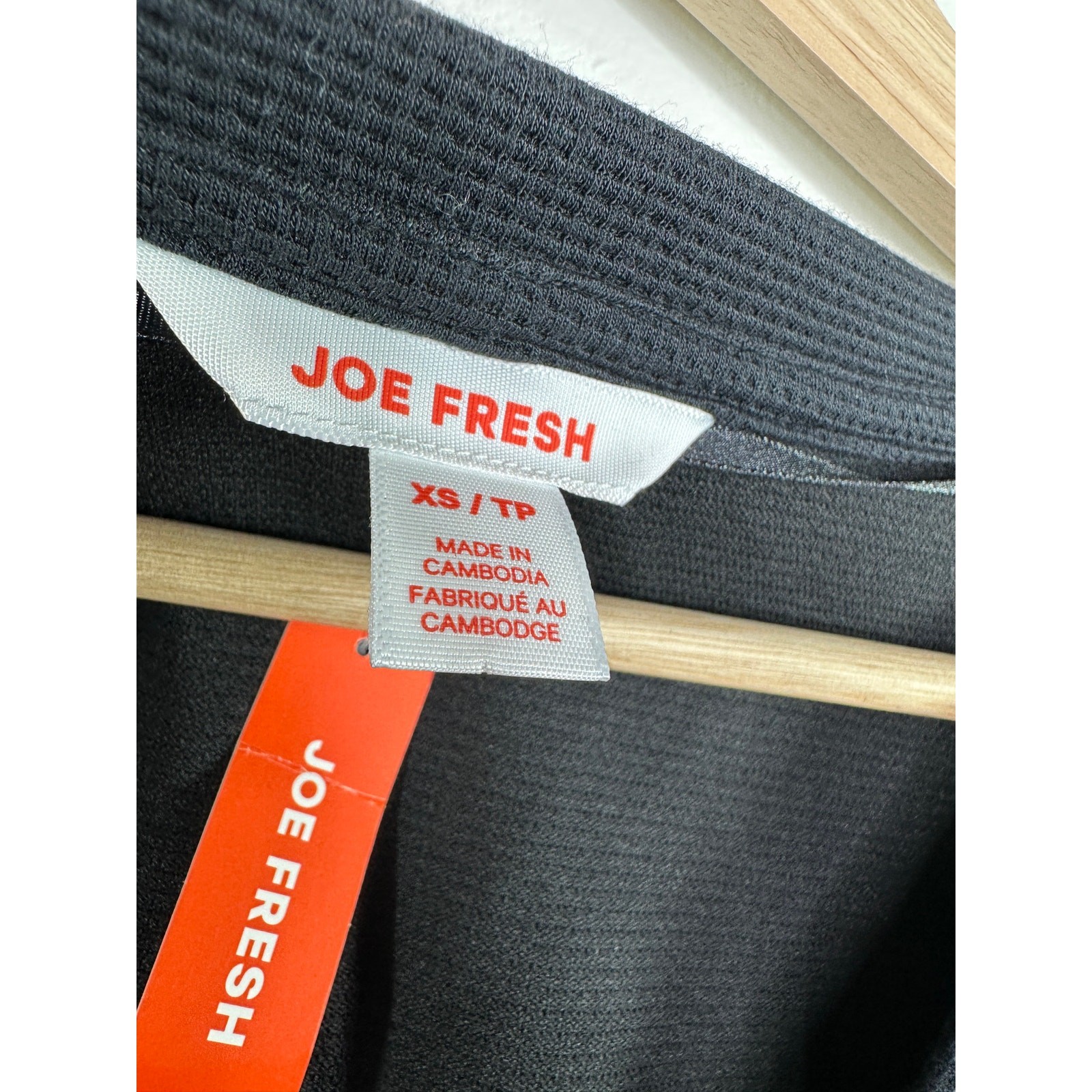 Joe Fresh Black Thermal Long Sleeve V-Neck Shirt Womens XS NWT Basic Casual