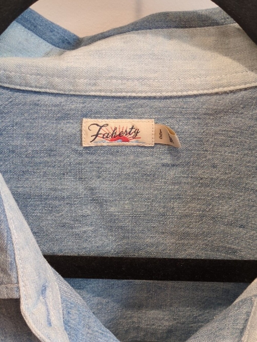 Coastal Minimal Patchwork Boho Faherty Linen Tencel Chambray Button Down Large