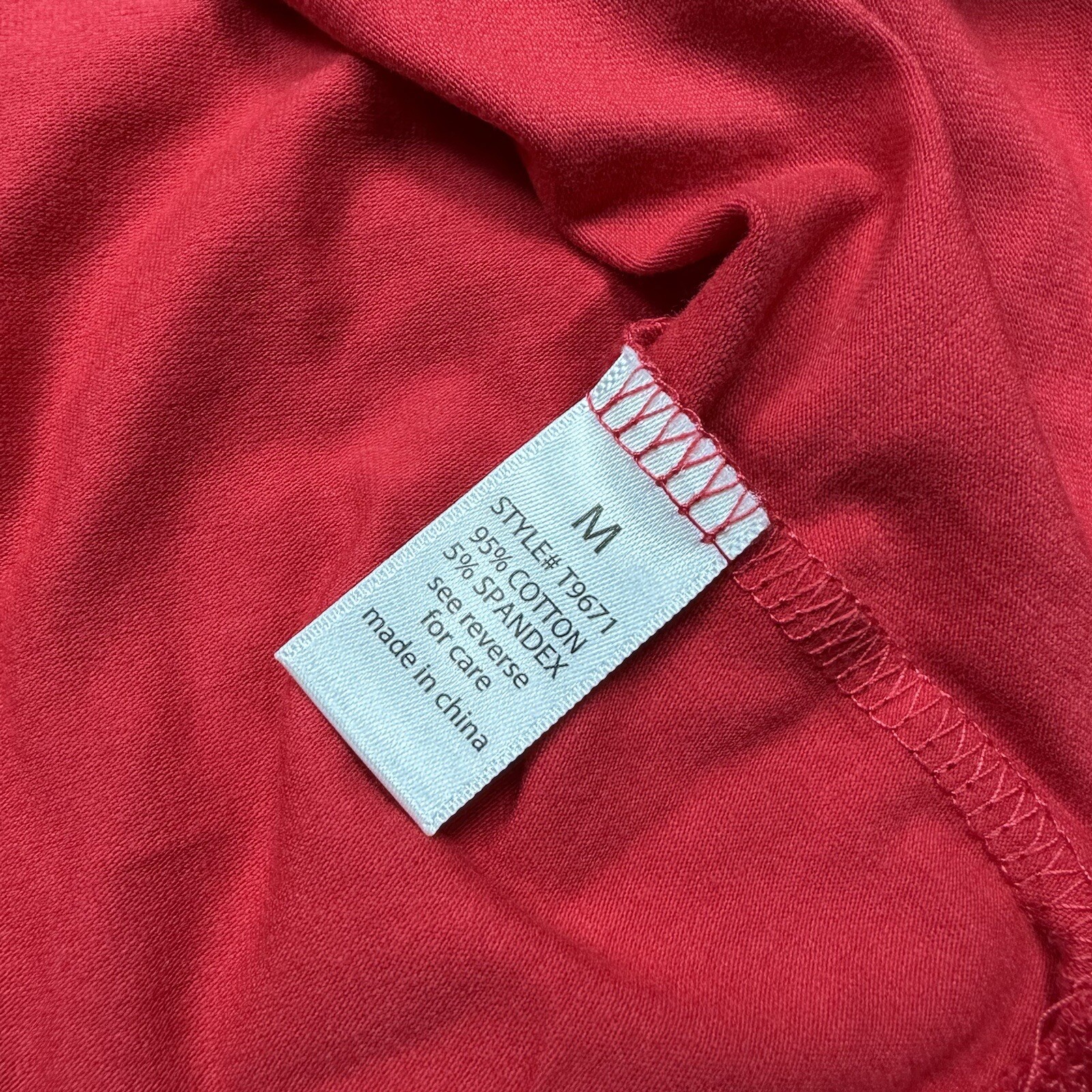 Active Basic Shirt Womens Medium 1/2 Sleeve Red Tee Slim Fit V Neck Stretch