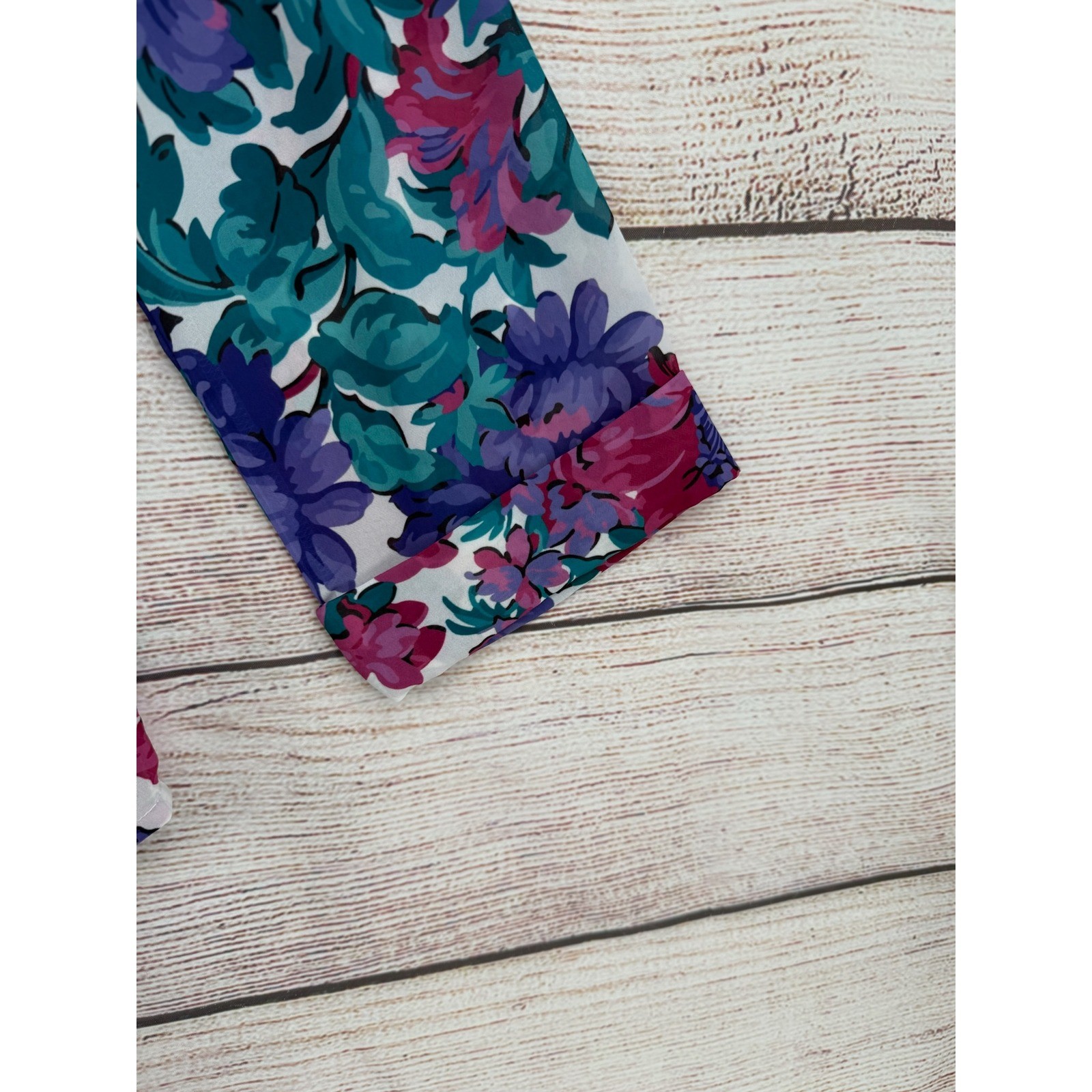 Show Me Your Mumu Smith Button Down Women Small Magenta Blooms Floral MF3-4834