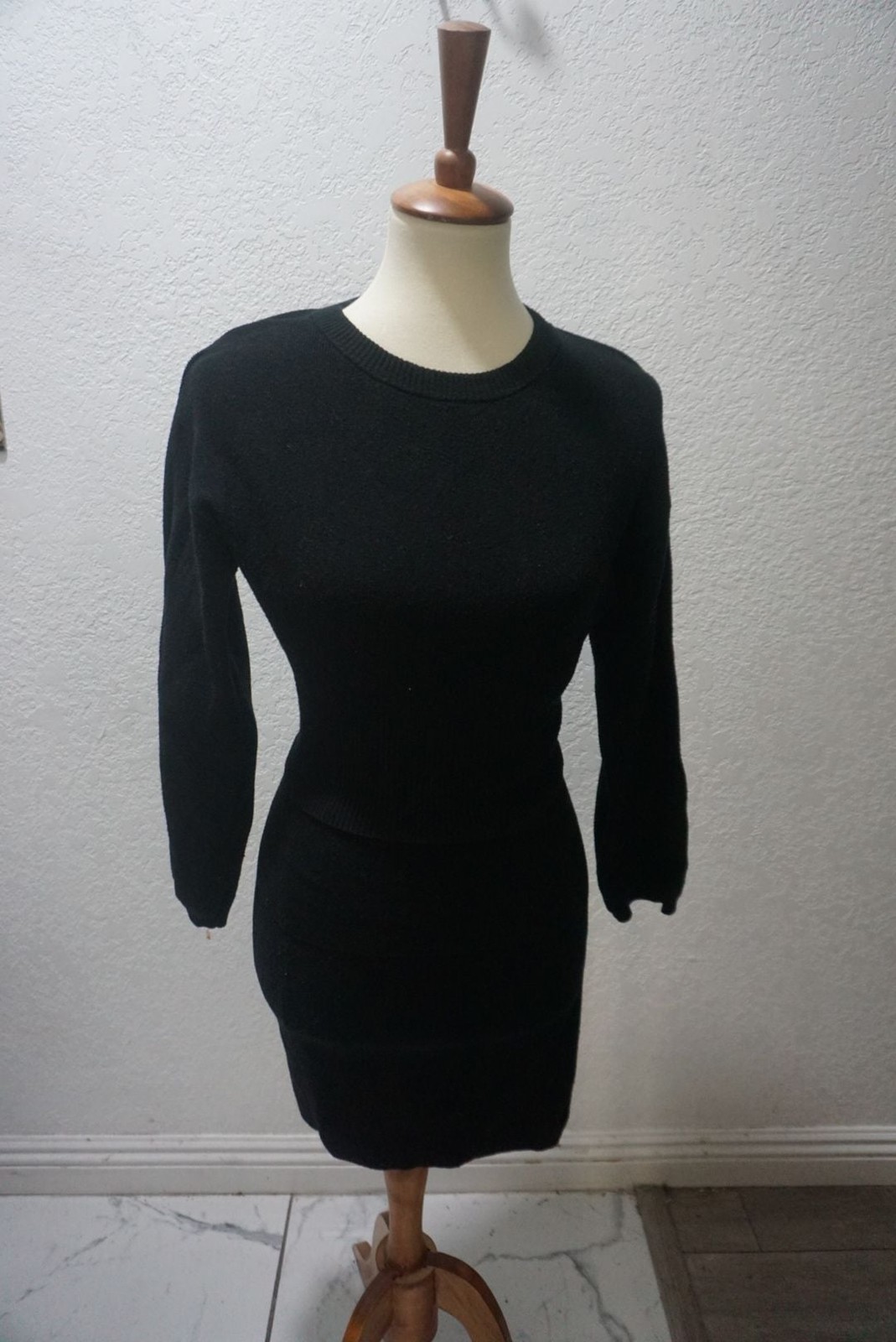 Women’s Black Long Sleeve Knit Bodycon Mini Sweater skirt set
